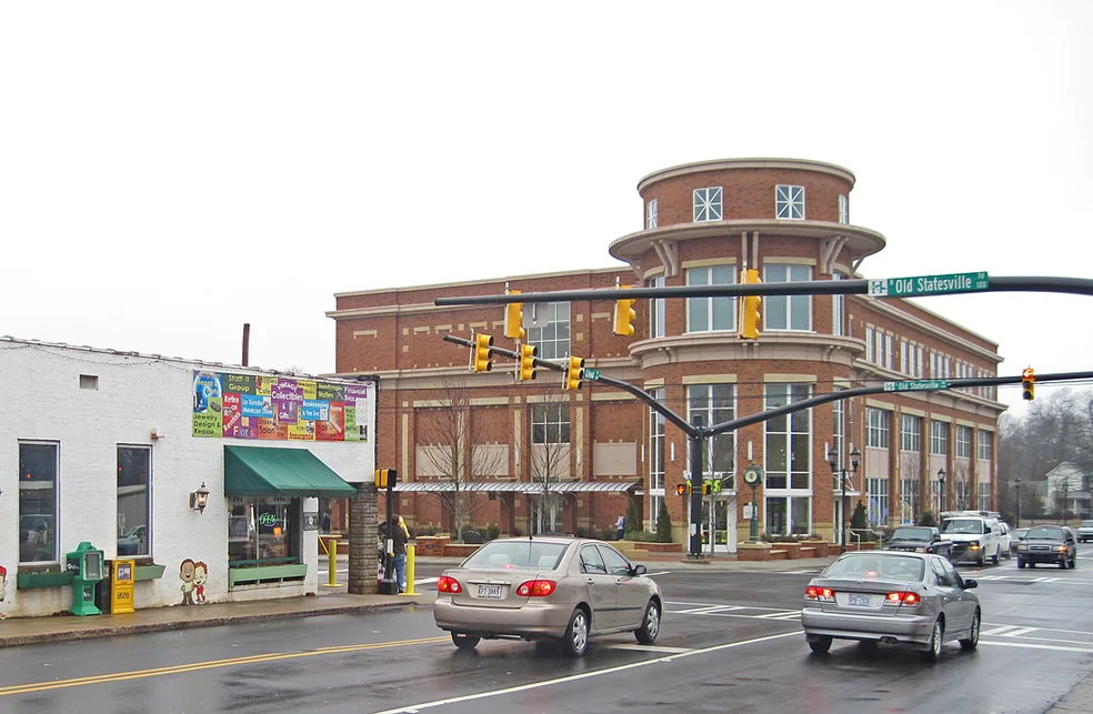 Huntersville movers