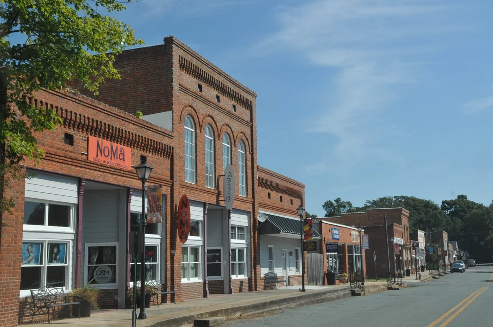 Waxhaw movers